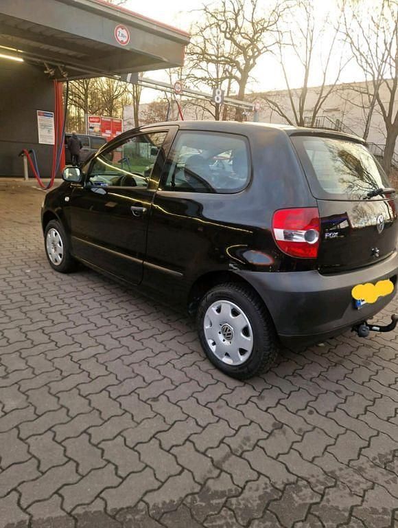 Gebraucht VW Fox 55 PS (40 kW) 2007 Schwarz Kleinwagen
