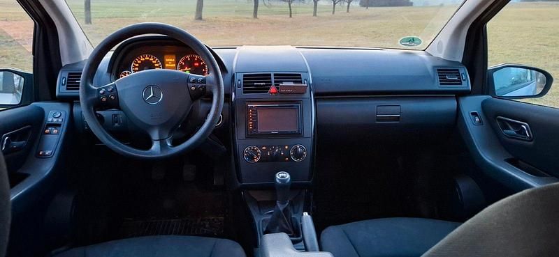 Gebraucht Mercedes A170 Classic 116 PS (85 kW) 2007 Silber Kleinwagen