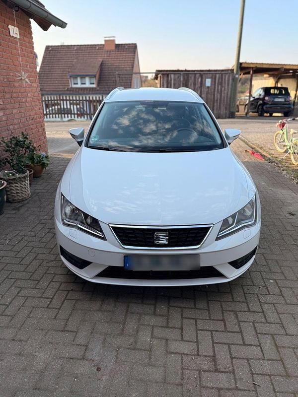 Gebraucht Seat Leon ST Style 131 PS (96 kW) 2019 Weiß Kombi
