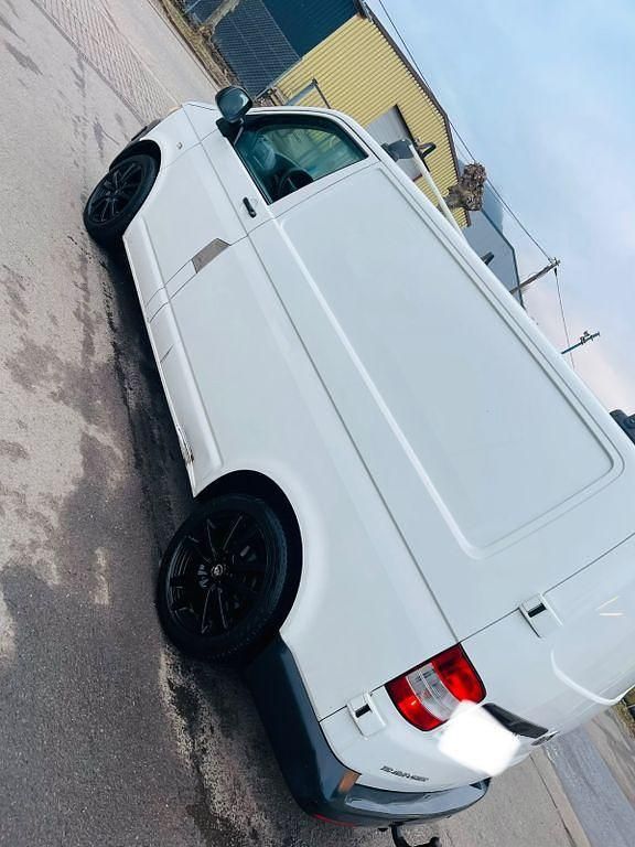 Second-hand VW Transporter 140 CP (102 kW) 2013 Alb Van