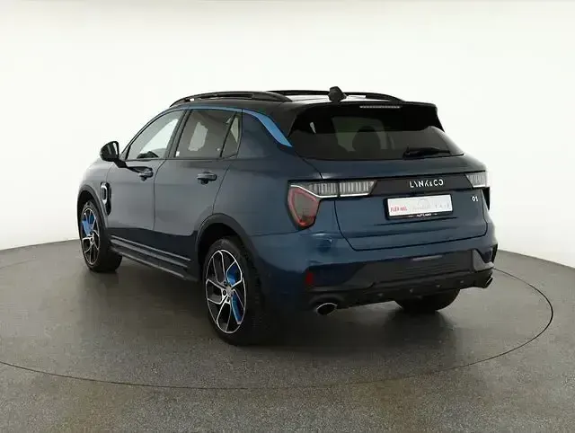 Second-hand Lynk & Co 01 261 CP (191 kW) 2022 Albastru SUV