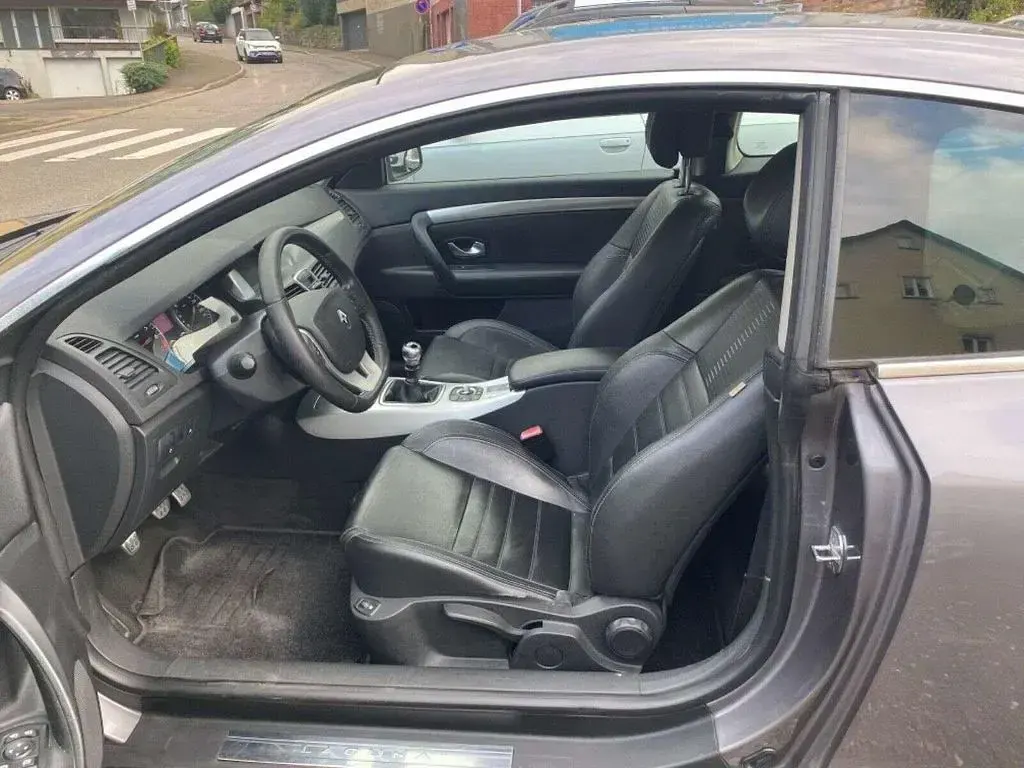 Gebraucht Renault Laguna Coupé GT 204 PS (150 kW) 2009 Grau cassiopee Coupé