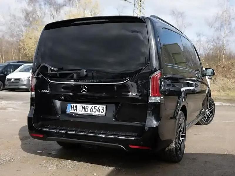Gebraucht Mercedes V300 Avantgarde 237 PS (174 kW) 2026 Obsidianschwarz metallic Van / Kleinbus