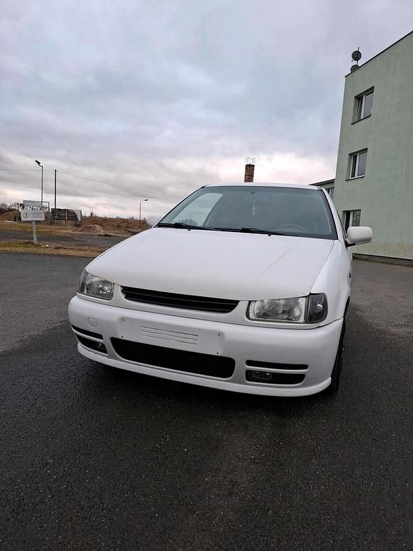 Gebraucht VW Polo 75 PS (55 kW) 1999 Weiß Kleinwagen