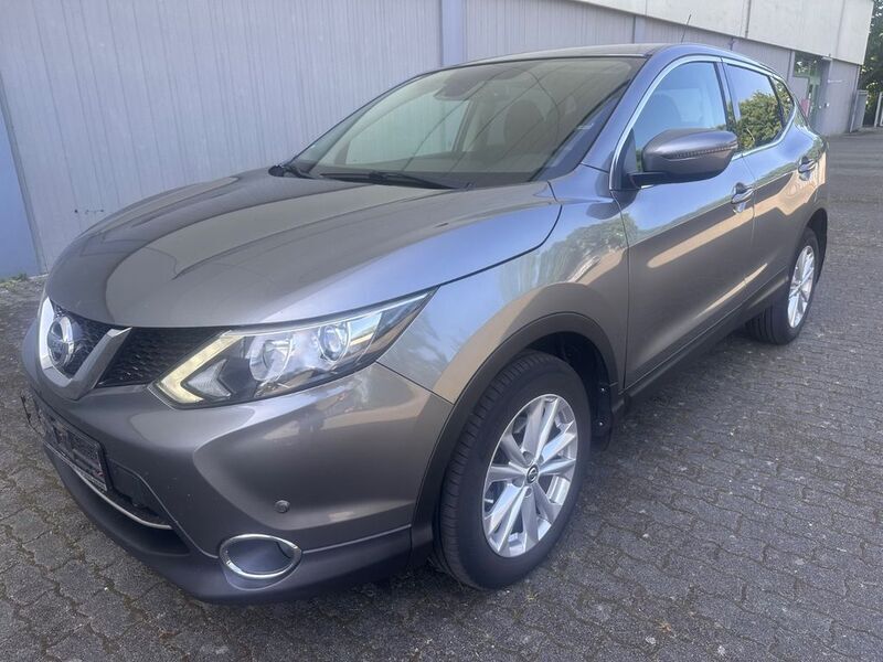 Grau Gebraucht 2016 Nissan Qashqai Acenta SUV | 8.990 € (Guter Preis) - Bild 1/4