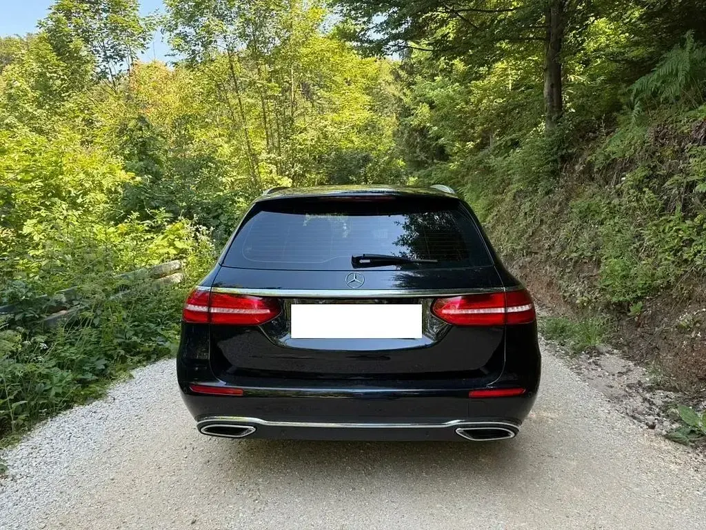 Gebraucht Mercedes E200 150 PS (110 kW) 2018 Schwarz Limousine