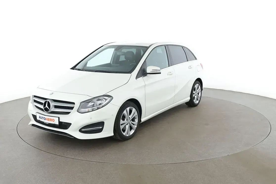 Gebraucht Mercedes B200 Urban 136 PS (100 kW) 2016 Kleinwagen