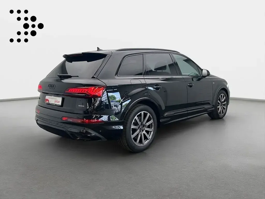Gebraucht Audi Q7 Competition 286 PS (210 kW) 2023 Mythosschwarz metallic SUV