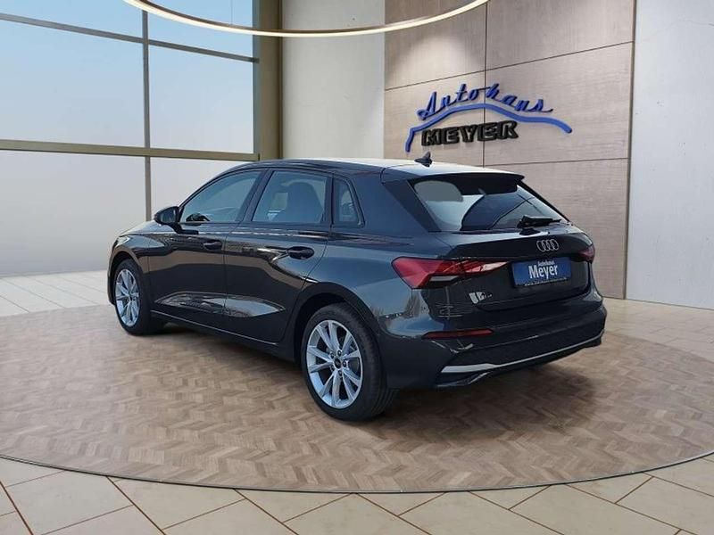 Neu Audi A3 150 PS (110 kW) 2026 Manhattangrau Limousine