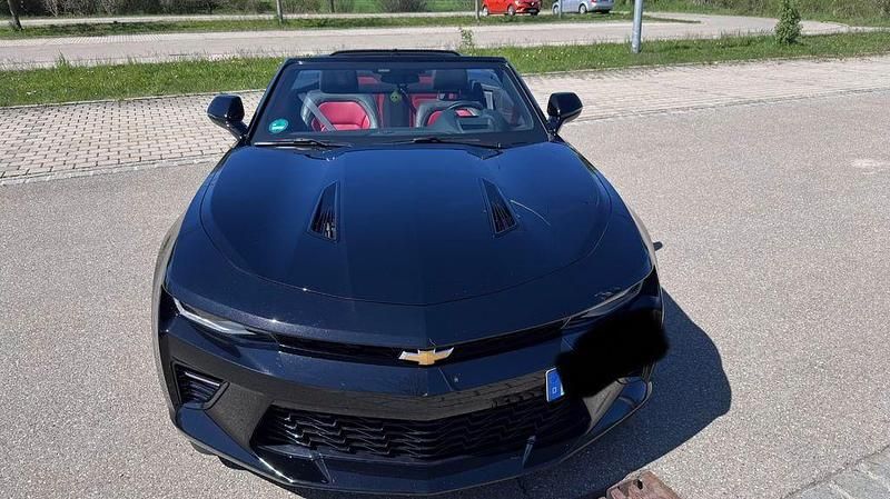 Używany Chevrolet Camaro 453 KM (333 kW) 2017 Czarny Kabriolet
