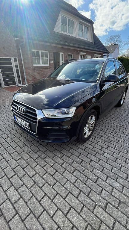 Gebraucht Audi Q3 120 PS (88 kW) 2016 Schwarz SUV