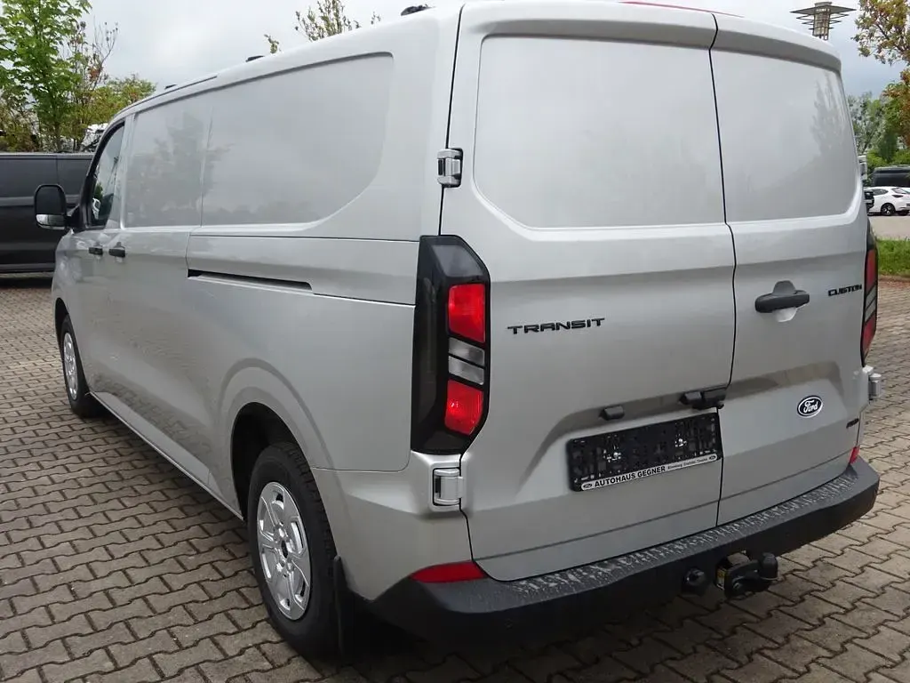 Neu Ford Transit Custom Trend 170 PS (125 kW) 2026 Silber Van / Kleinbus