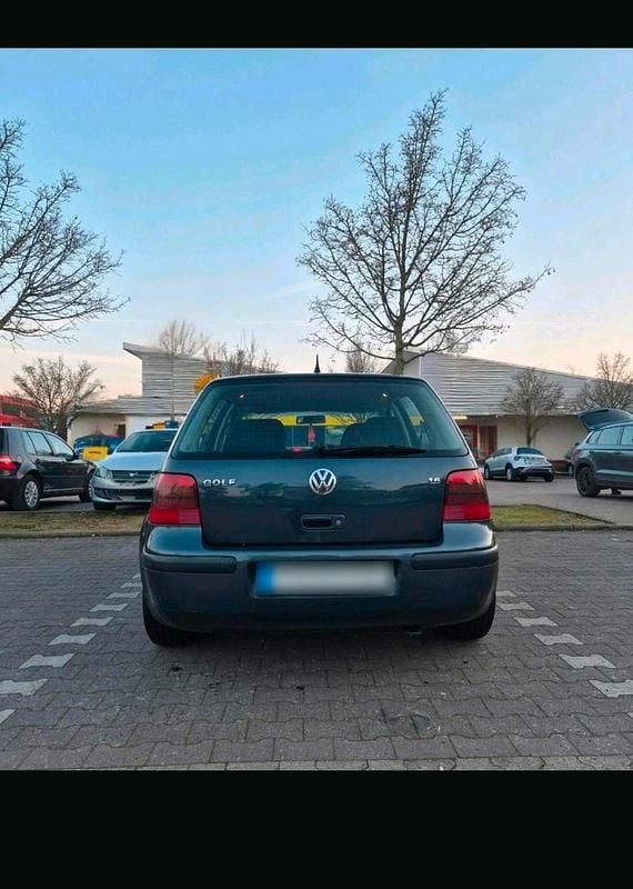 Gebraucht VW Golf IV 105 PS (77 kW) 2002 Grau Limousine