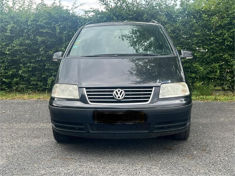 Schwarz Gebraucht 2005 VW Sharan Van / Kleinbus | 900 € (Fairer Preis) - Bild 1/4