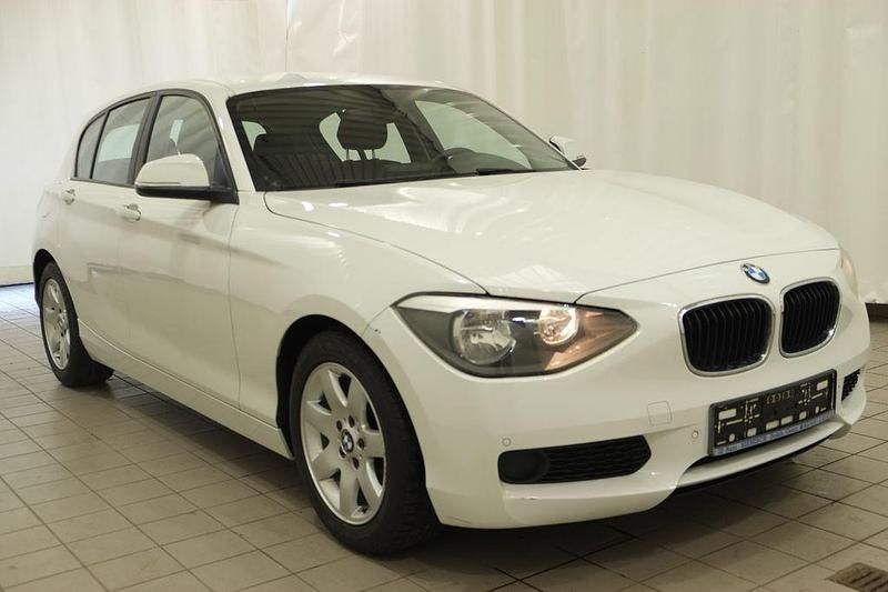 Gebraucht BMW 116 Efficient Dynamics 116 PS (85 kW) 2013 Weiß Kleinwagen