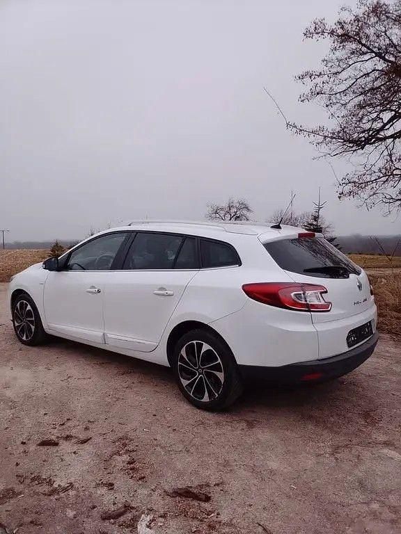 Gebraucht Renault Mégane GrandTour 131 PS (96 kW) 2014 Weiß Kombi