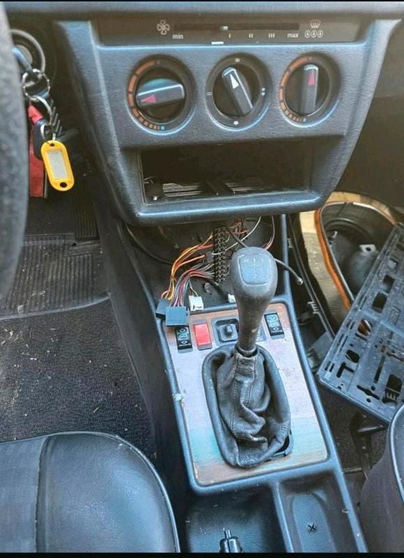 Usata Mercedes 190 1988 Nero Berlina