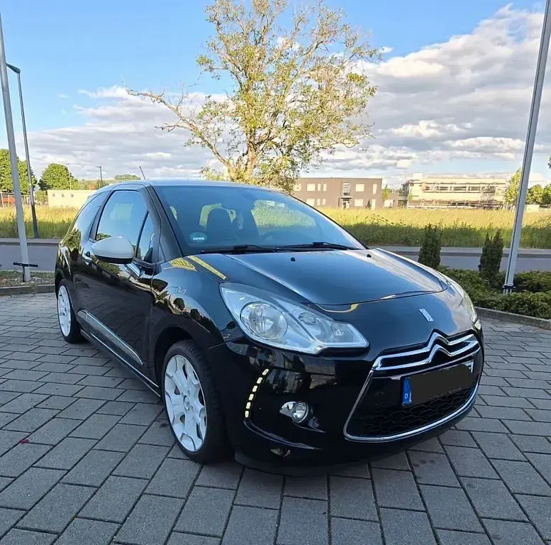 Gebraucht Citroën DS3 Sport Chic 156 PS (114 kW) 2014 Schwarz Kleinwagen