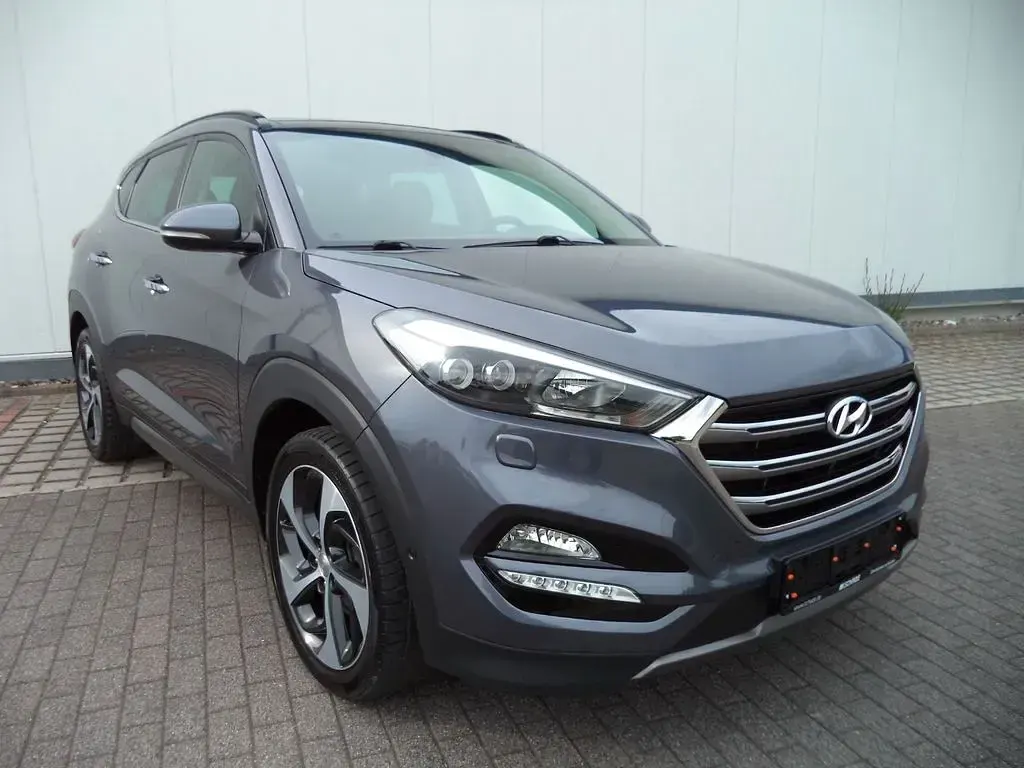 Gebraucht Hyundai Tucson Premium 177 PS (130 kW) 2015 Grau SUV