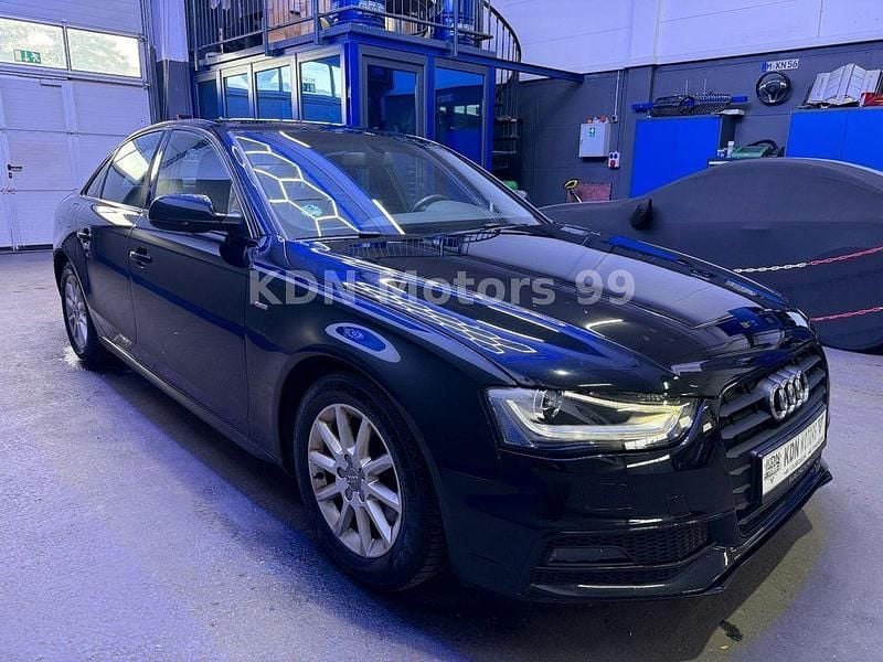 Gebraucht Audi A4 S-Line 190 PS (139 kW) 2014 Brillantschwarz Limousine