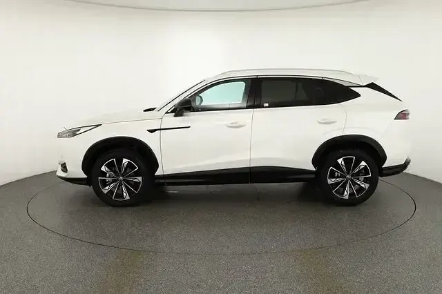 Uusi MG HS Comfort 170 HP (125 kW) 2025 Valkoinen Katumaasturi