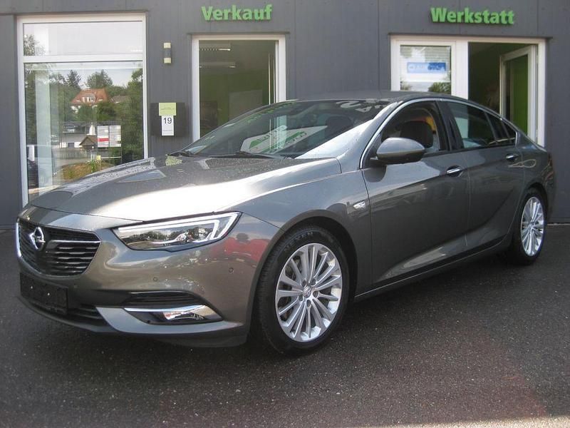 Grau Gebraucht 2018 Opel Insignia Business Innovation Limousine | 12.900 € (Fairer Preis) - Bild 1/4