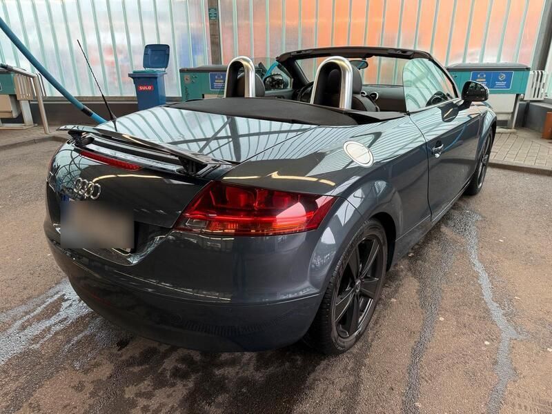Grau Gebraucht 2009 Audi TT Roadster Cabrio | 4.500 € - Bild 1/4