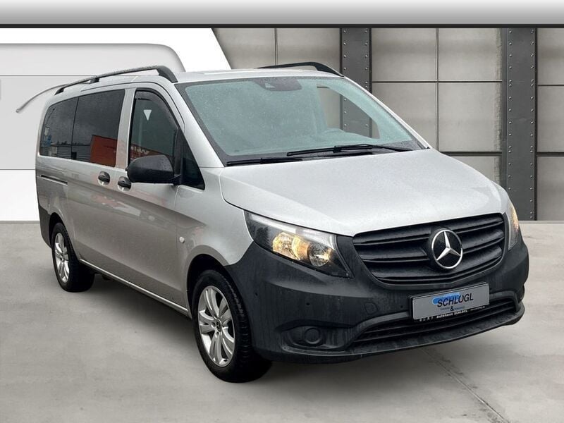 Gebraucht Mercedes Vito 190 PS (139 kW) 2021 Brillantsilber metallic (metallic) Van