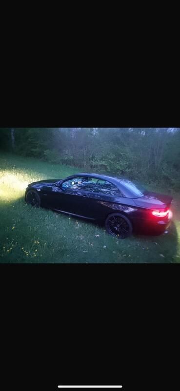 Schwarz Gebraucht 2010 BMW 335 Cabriolet Cabrio | 5.499 € - Bild 1/4