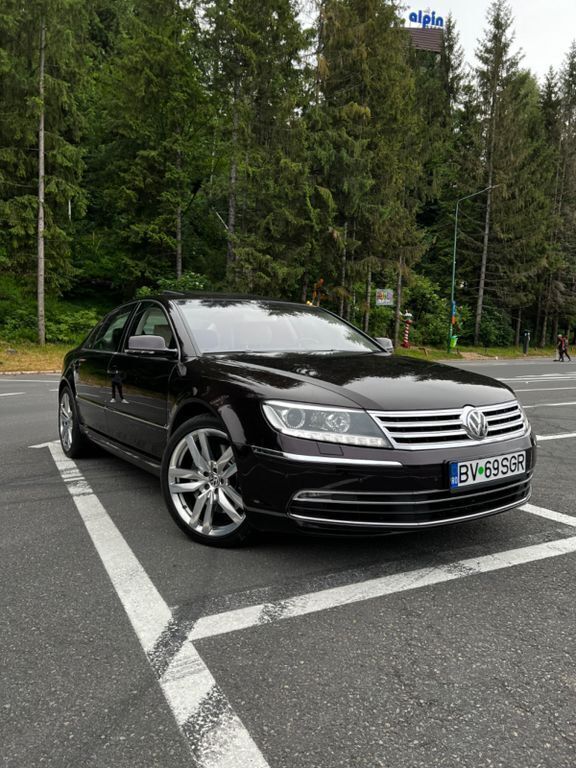 Violett Gebraucht 2014 VW Phaeton Limousine | 30.000 € - Bild 1/4