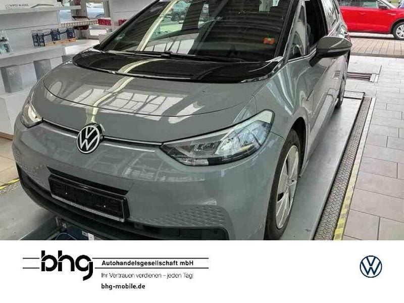 Grau Gebraucht 2021 VW ID.3 Pure Kleinwagen | 17.930 € (Fairer Preis) - Bild 1/4