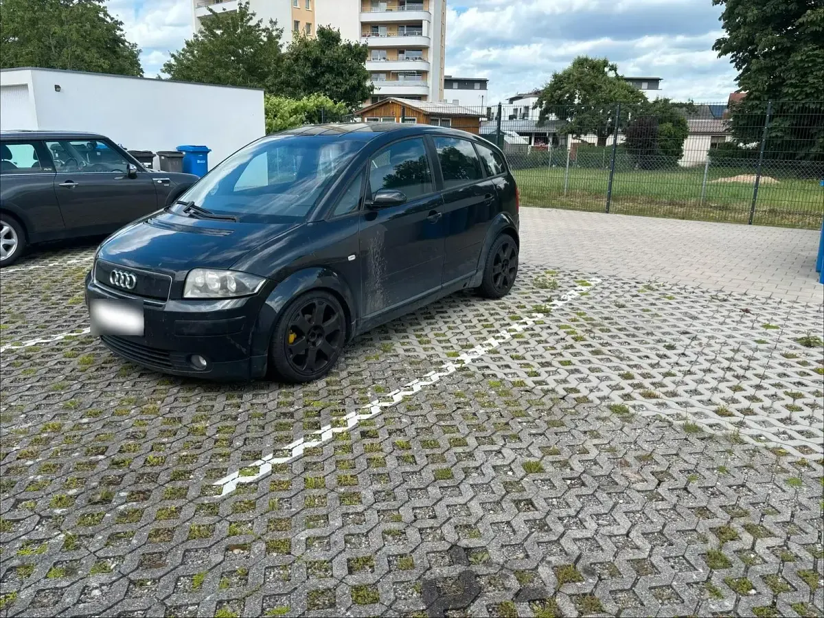 Gebraucht Audi A2 75 PS (55 kW) 2002 Schwarz Kleinwagen