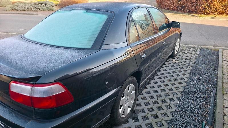 Gebraucht Opel Omega 141 PS (103 kW) 2000 Schwarz Limousine