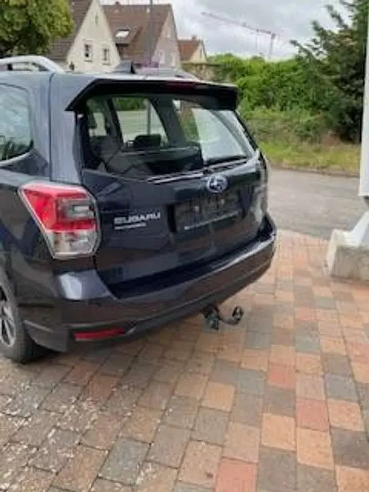 Gebraucht Subaru Forester Exclusive+ 150 PS (110 kW) 2019 Dark gray SUV