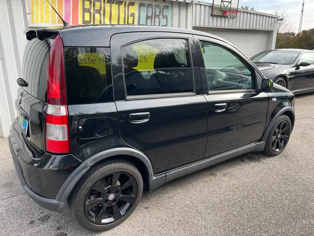Gebraucht Fiat Panda 101 PS (74 kW) 2008 Schwarz Kleinwagen