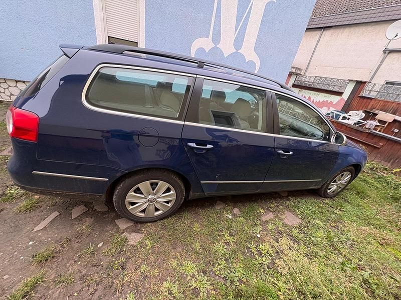 Gebraucht VW Passat 140 PS (102 kW) 2006 Silber Kombi