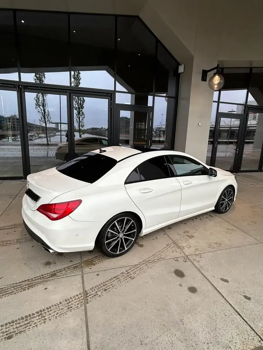 Gebraucht Mercedes CLA200 156 PS (114 kW) 2014 Weiß Limousine