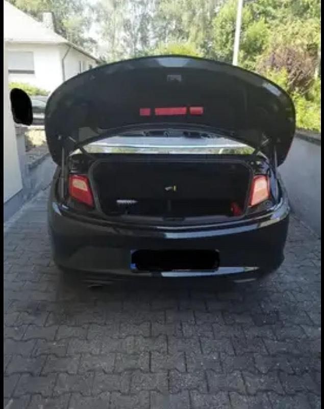 Gebraucht Opel Cascada Innovation 170 PS (125 kW) 2013 Schwarz Cabrio