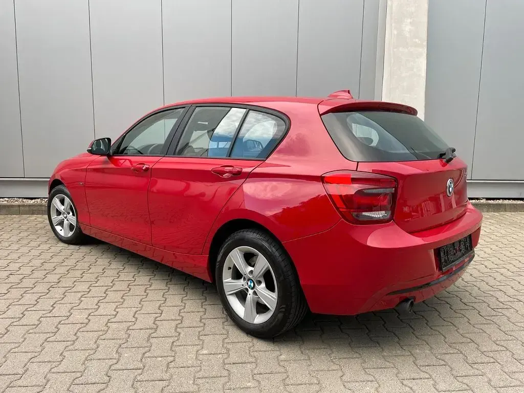 Gebraucht BMW 114 Sport Line 95 PS (69 kW) 2014 Rot Kleinwagen