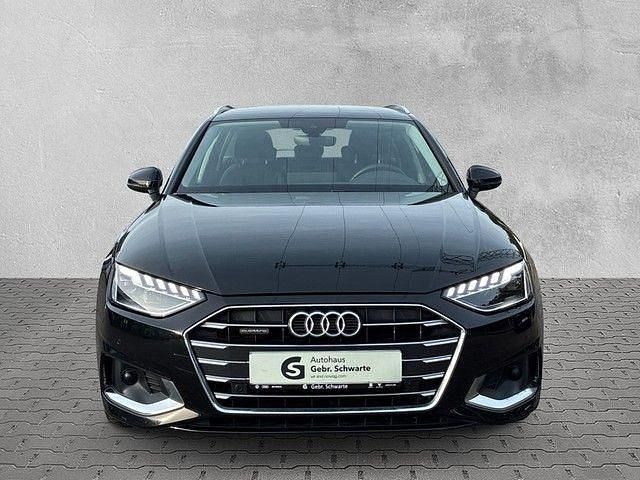 Gebraucht Audi A4 Advanced 204 PS (150 kW) 2023 Schwarz Kombi