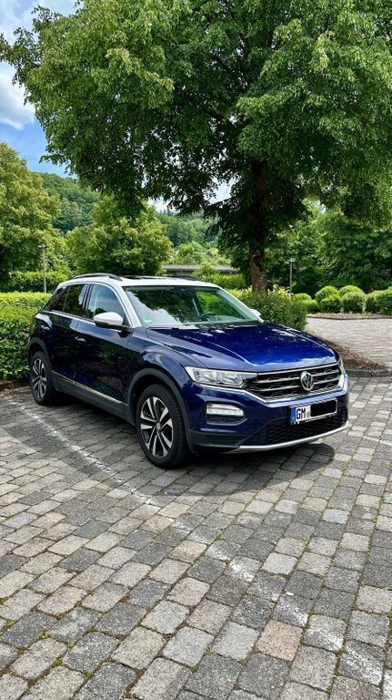 Grau Gebraucht 2019 VW T-Roc IQ Drive SUV | 17.800 € (Guter Preis) - Bild 1/4