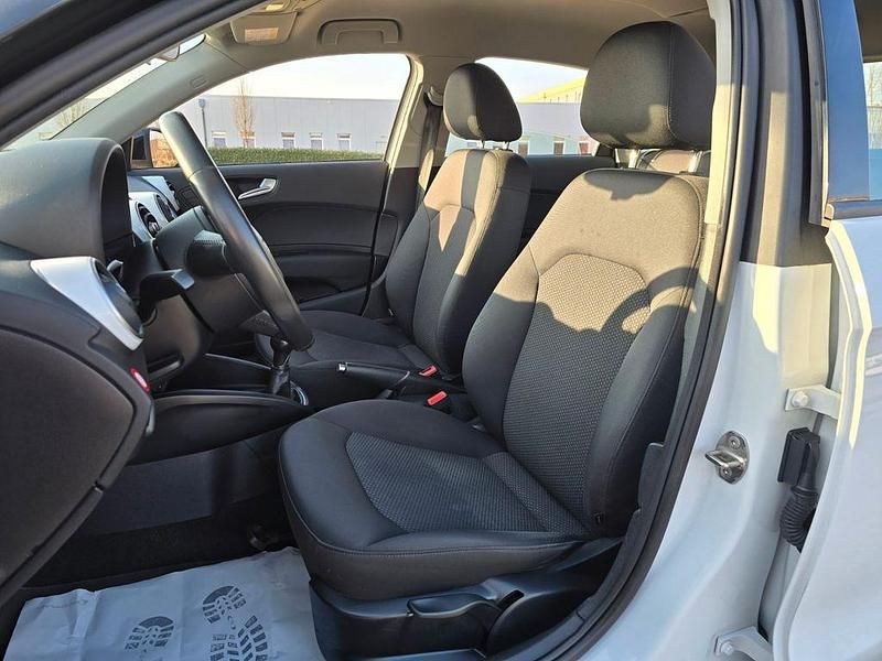 Gebraucht Audi A1 Sportback S-Line 86 PS (63 kW) 2015 Weiß Kleinwagen