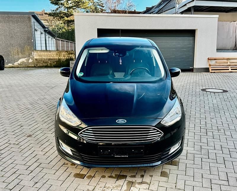Schwarz Gebraucht 2018 Ford C-MAX Titanium Van / Kleinbus | 7.900 € (Superpreis) - Bild 1/4