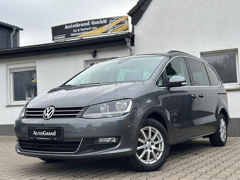 Gebraucht VW Sharan Comfortline 116 PS (85 kW) 2012 Grau Van / Kleinbus