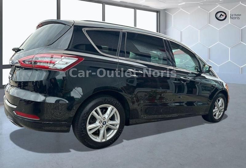 Gebraucht Ford S-MAX Titanium 190 PS (139 kW) 2020 Schwarz Van / Kleinbus