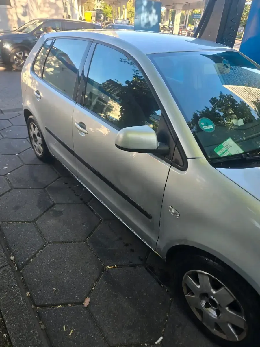 Gebraucht VW Polo 74 PS (54 kW) 2005 Silber Kleinwagen