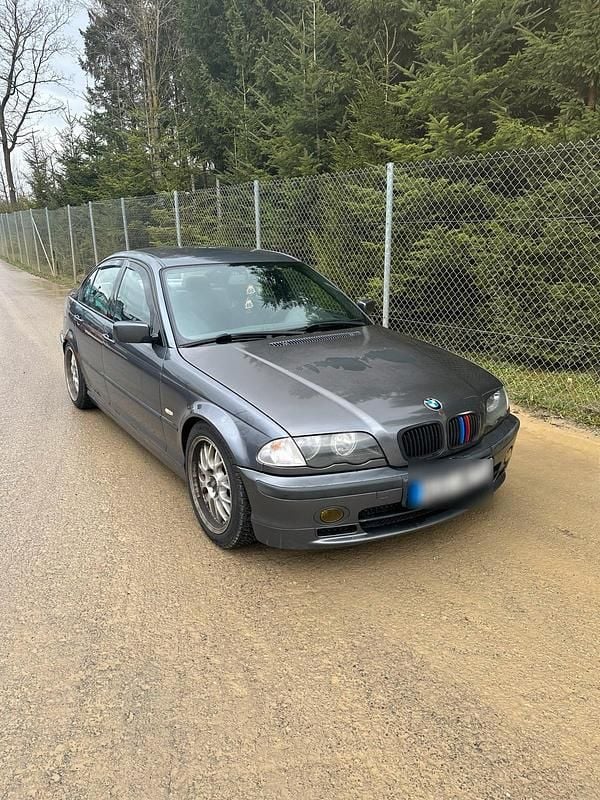 Gebraucht BMW 330 184 PS (135 kW) 2000 Grau Limousine