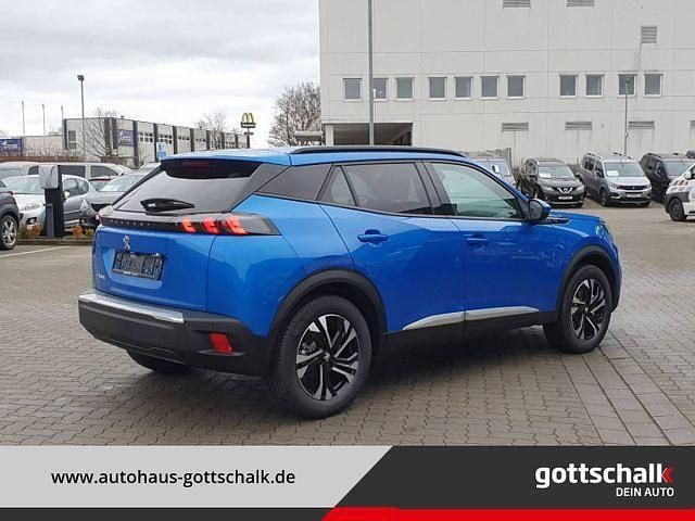 Second-hand Peugeot e-2008 Allure 100 kW (136 CP) 2021 Albastru SUV