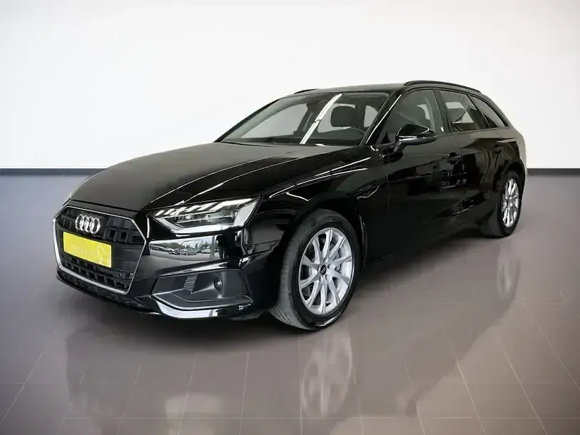 Gebraucht Audi A4 Sport 204 PS (150 kW) 2023 Brillantschwarz Kombi