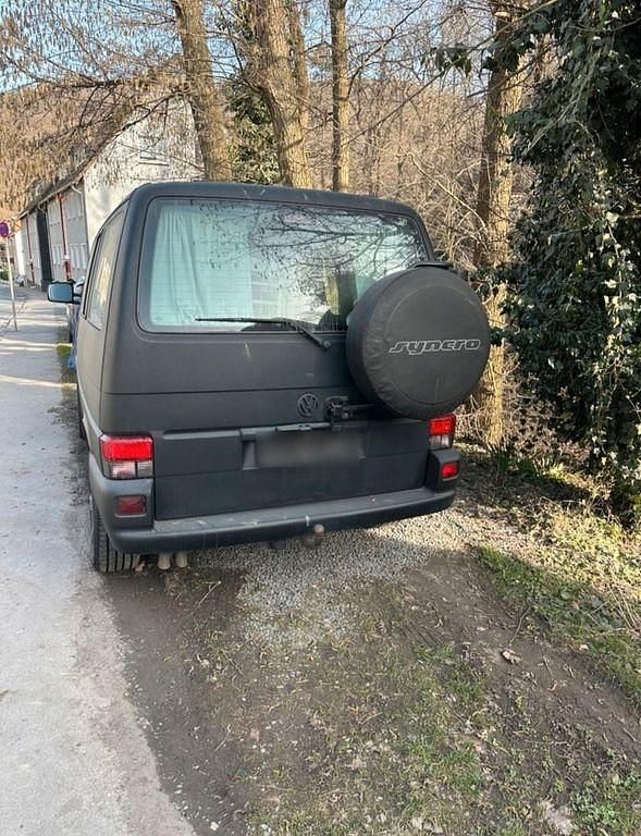 Gebraucht VW T4 102 PS (75 kW) 2002 Schwarz Van